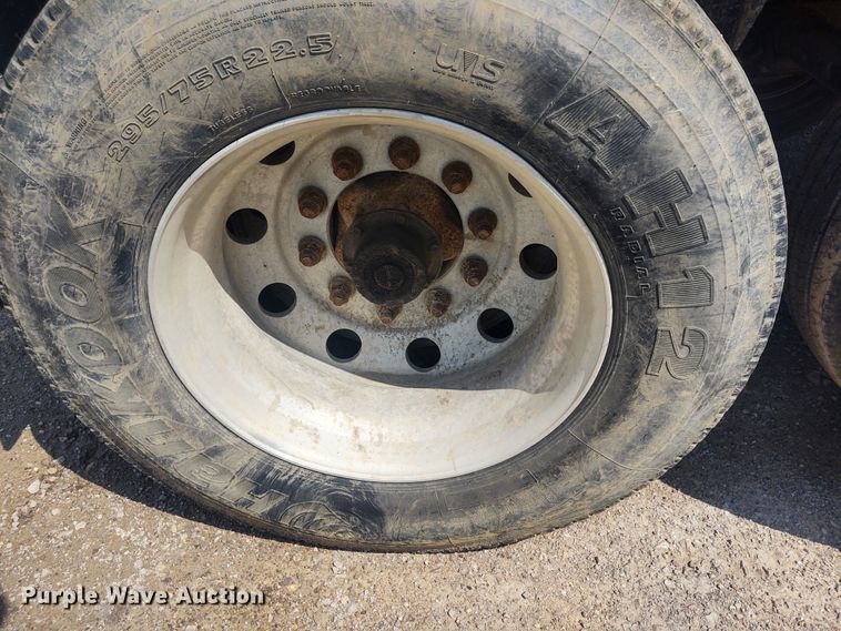 image for item EQ9412 2013 Kruz end dump trailer