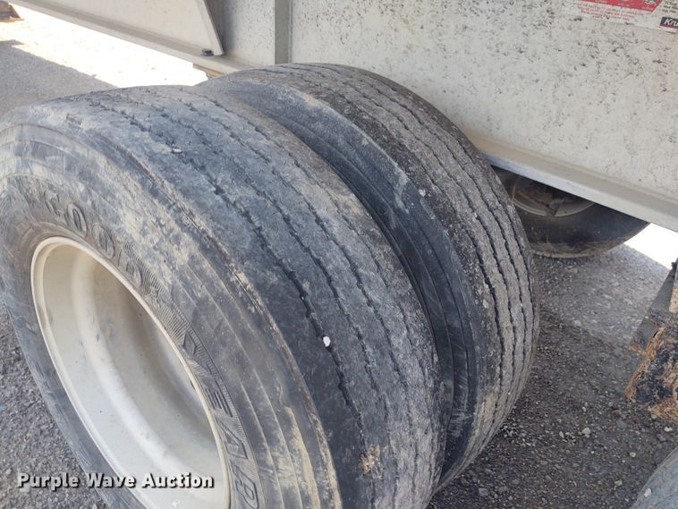 image for item EQ9412 2013 Kruz end dump trailer