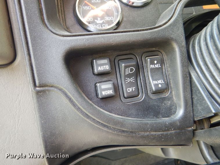 image for item FT9124 2015 International ProStar  semi truck