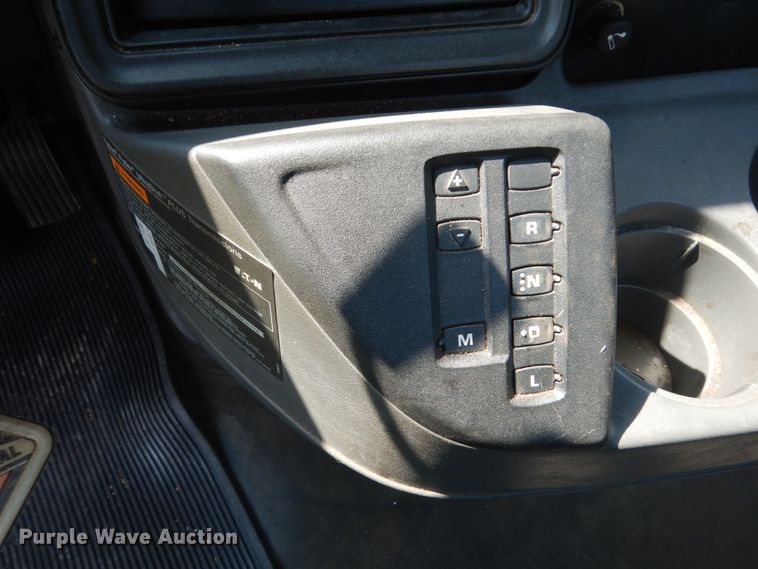 image for item FT9124 2015 International ProStar  semi truck