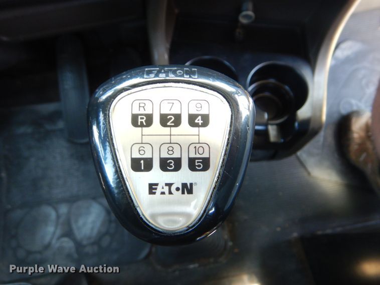 image for item GM9096 2007 Kenworth T800  flat dump bed truck