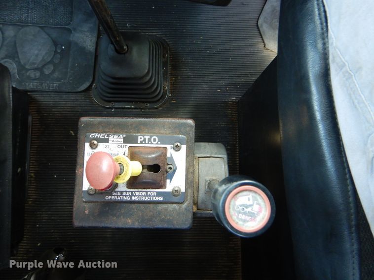 image for item GM9096 2007 Kenworth T800  flat dump bed truck