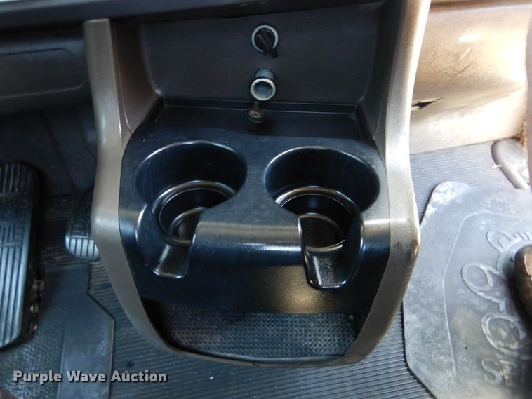 image for item GM9096 2007 Kenworth T800  flat dump bed truck