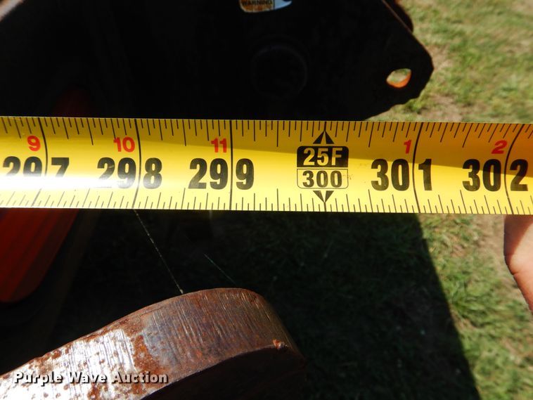 image for item GM9096 2007 Kenworth T800  flat dump bed truck