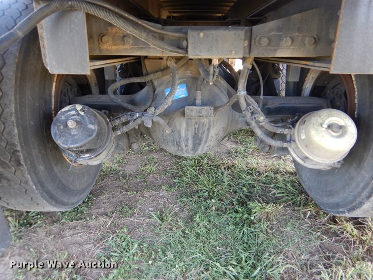 image for item GM9096 2007 Kenworth T800  flat dump bed truck