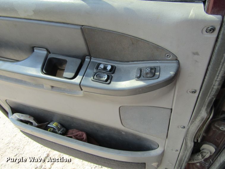 image for item GQ9091 2005 Freightliner Columbia  semi truck