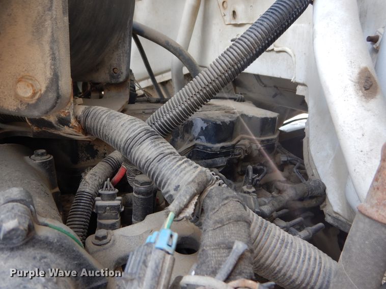 image for item GR9718 2004 Ford F650 Super Duty XLT  box truck