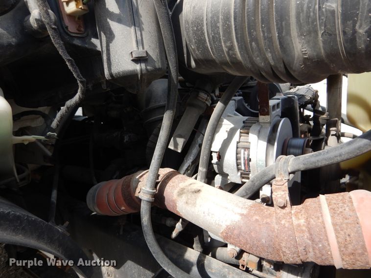 image for item GR9718 2004 Ford F650 Super Duty XLT  box truck