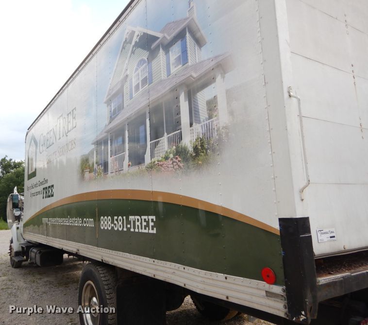 image for item GR9718 2004 Ford F650 Super Duty XLT  box truck