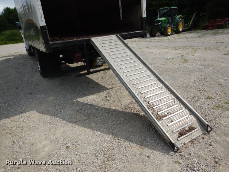 image for item GR9718 2004 Ford F650 Super Duty XLT  box truck