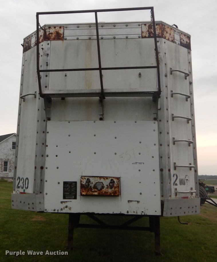 image for item GR9803 1987 Wilkens 0K2A53JC0BX walking floor trailer