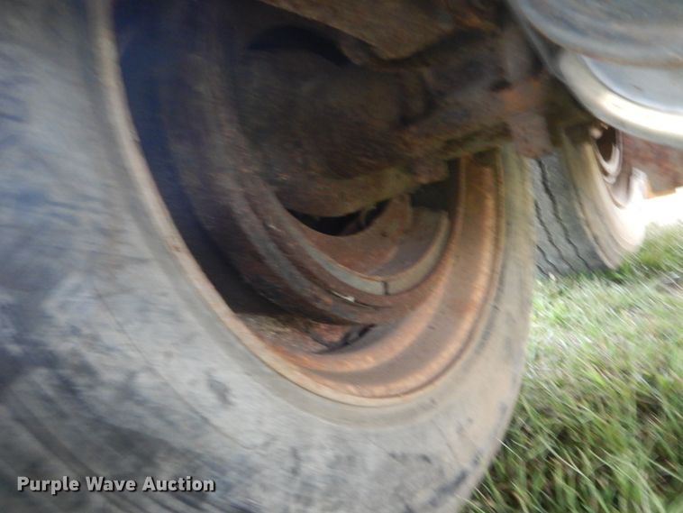 image for item GR9803 1987 Wilkens 0K2A53JC0BX walking floor trailer