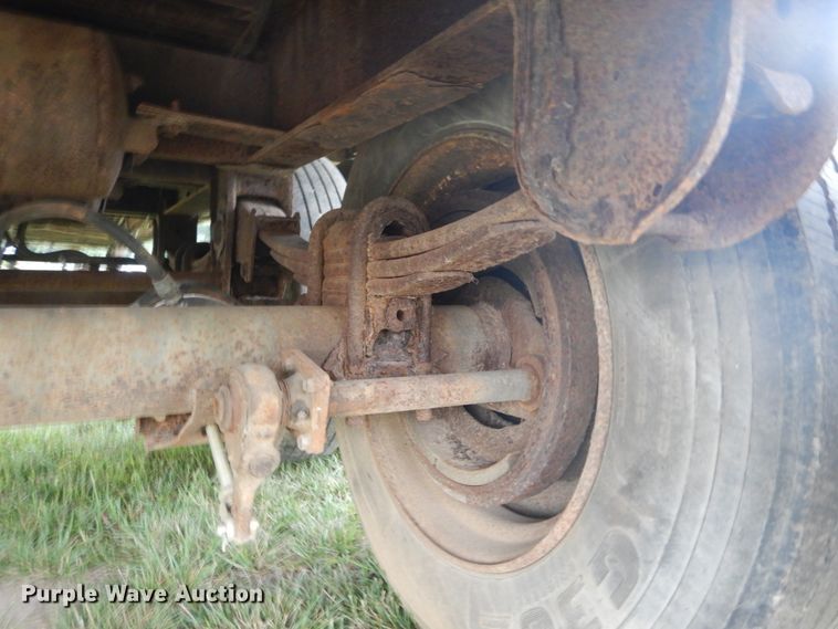 image for item GR9803 1987 Wilkens 0K2A53JC0BX walking floor trailer