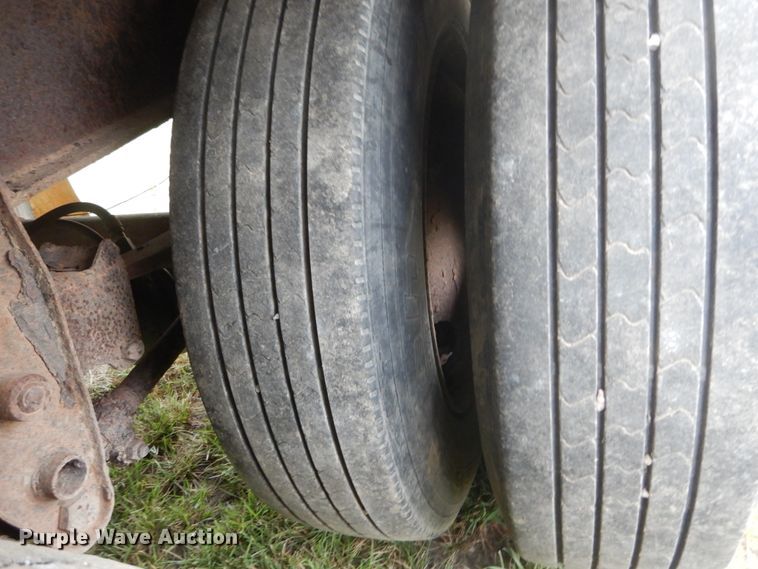 image for item GR9803 1987 Wilkens 0K2A53JC0BX walking floor trailer