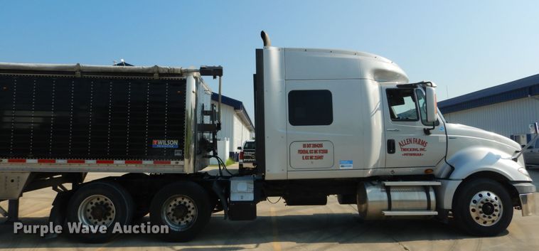 image for item GV9101 2011 International ProStar Premium  semi truck