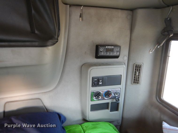 image for item GV9101 2011 International ProStar Premium  semi truck