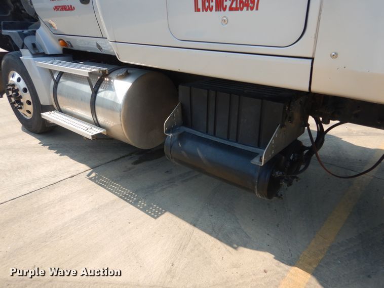 image for item GV9101 2011 International ProStar Premium  semi truck