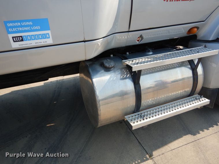 image for item GV9101 2011 International ProStar Premium  semi truck