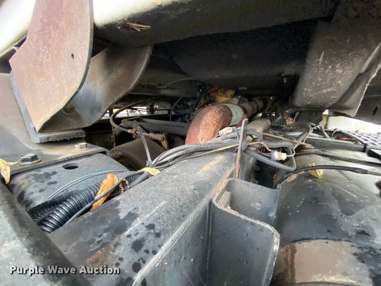 image for item HA9601 1996 Chevrolet Kodiak C6500  semi truck