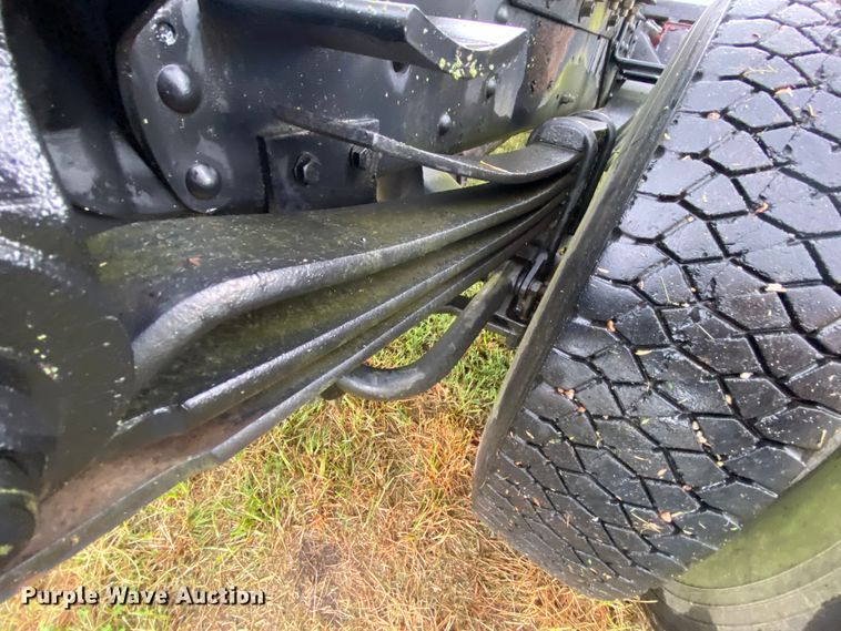 image for item HA9601 1996 Chevrolet Kodiak C6500  semi truck