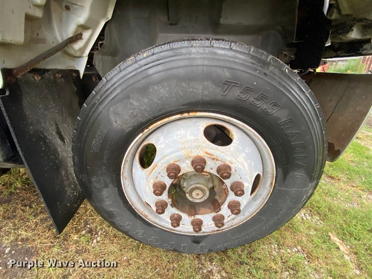 image for item HA9601 1996 Chevrolet Kodiak C6500  semi truck