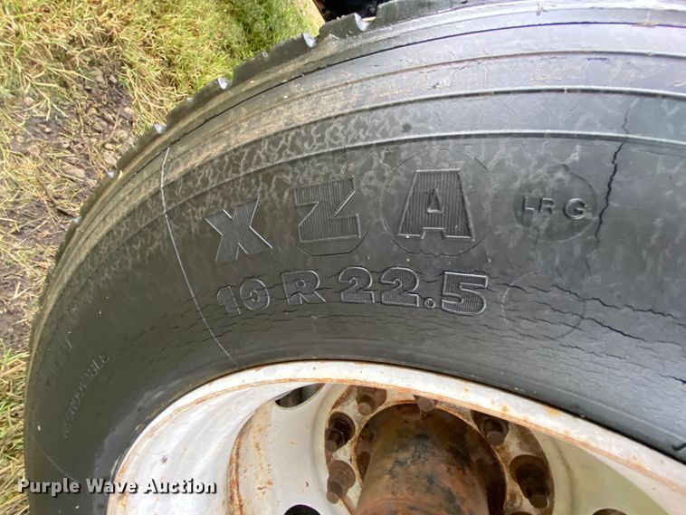 image for item HA9601 1996 Chevrolet Kodiak C6500  semi truck