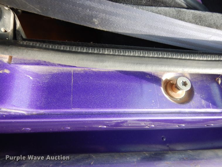 image for item HB9360 1989 International F93  semi truck