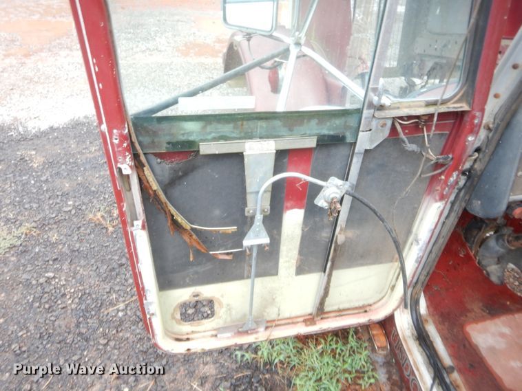 image for item HB9488 Peterbilt 359 truck cab and hood