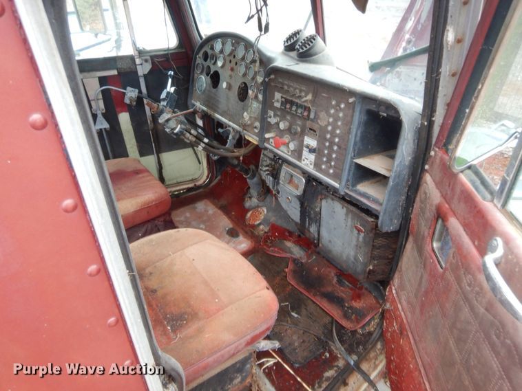 image for item HB9488 Peterbilt 359 truck cab and hood