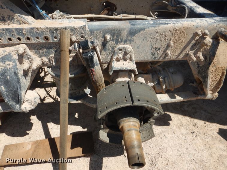 image for item HC9083 2007 Freightliner Columbia 120  semi truck