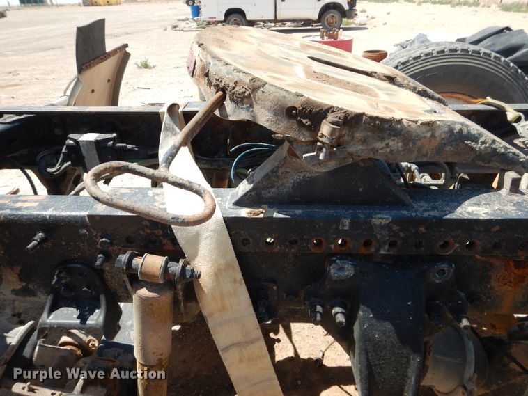 image for item HC9084 2007 Freightliner Columbia 120  semi truck