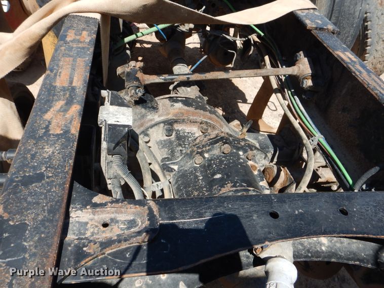 image for item HC9084 2007 Freightliner Columbia 120  semi truck