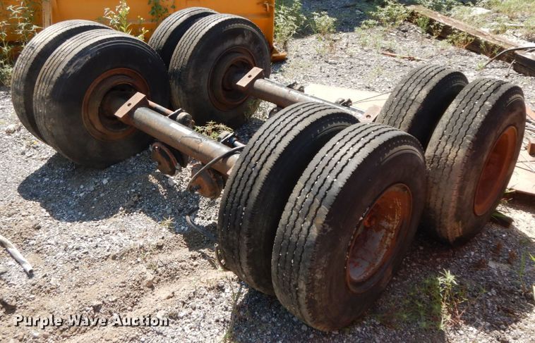image for item HJ9548 (2) axles