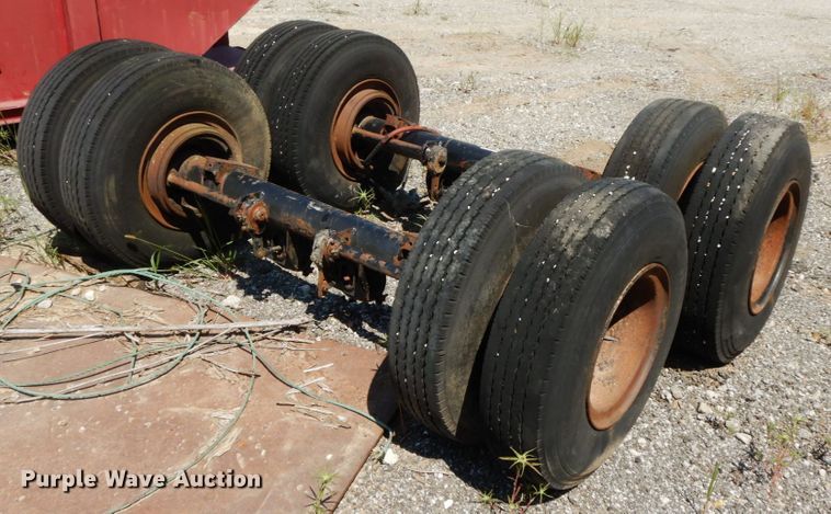 image for item HJ9548 (2) axles