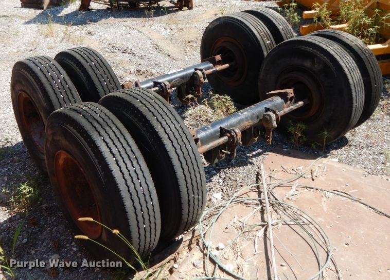 image for item HJ9548 (2) axles