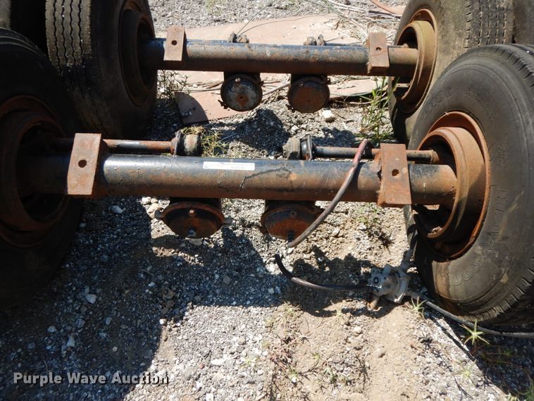 image for item HJ9548 (2) axles