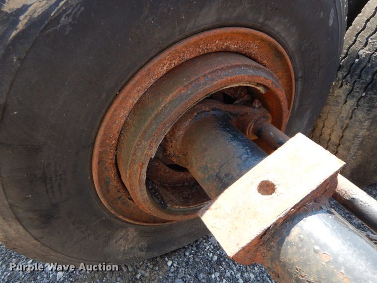 image for item HJ9548 (2) axles