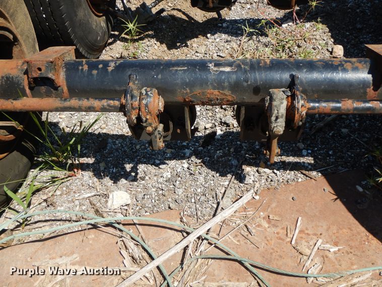 image for item HJ9548 (2) axles