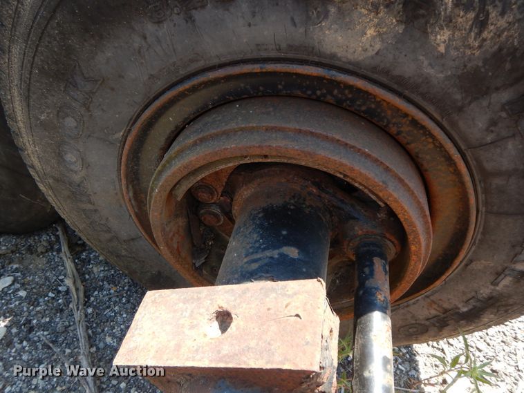image for item HJ9548 (2) axles