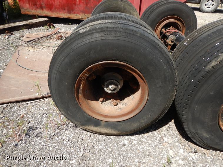 image for item HJ9548 (2) axles