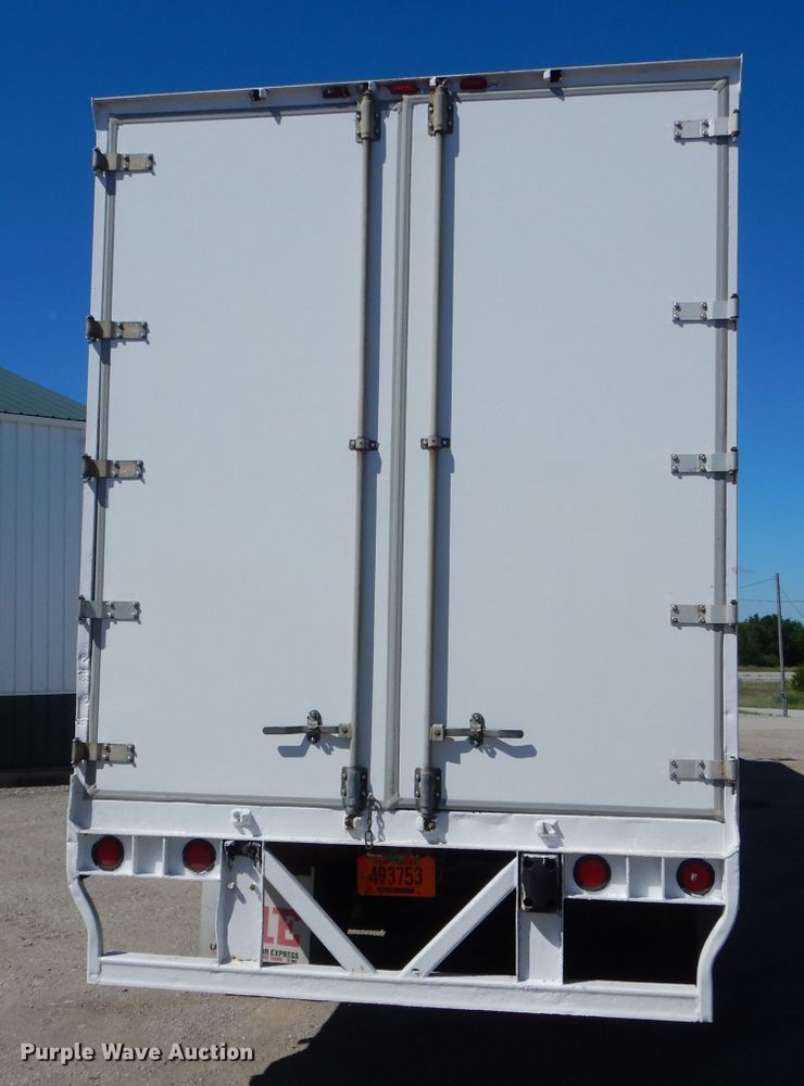 image for item HM9605 2000 Wabash dry van trailer