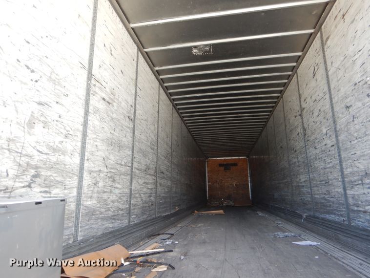 image for item HM9605 2000 Wabash dry van trailer