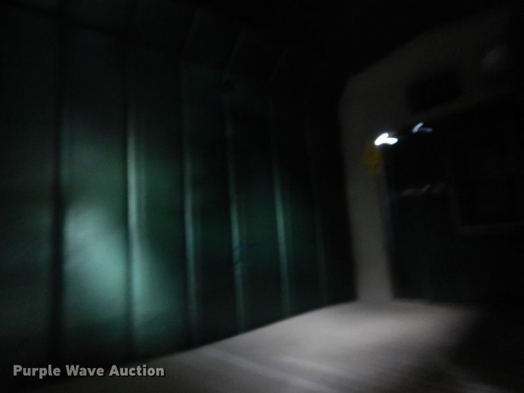 image for item HV9175 1975 Peterbilt 359M  semi truck