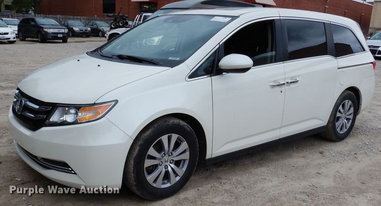 image for item DF4011 2017 Honda Odyssey  van