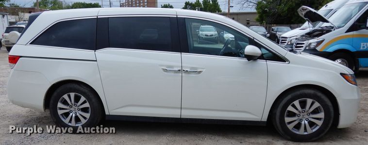 image for item DF4011 2017 Honda Odyssey  van