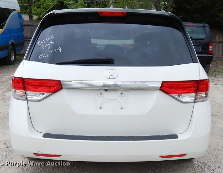 image for item DF4011 2017 Honda Odyssey  van