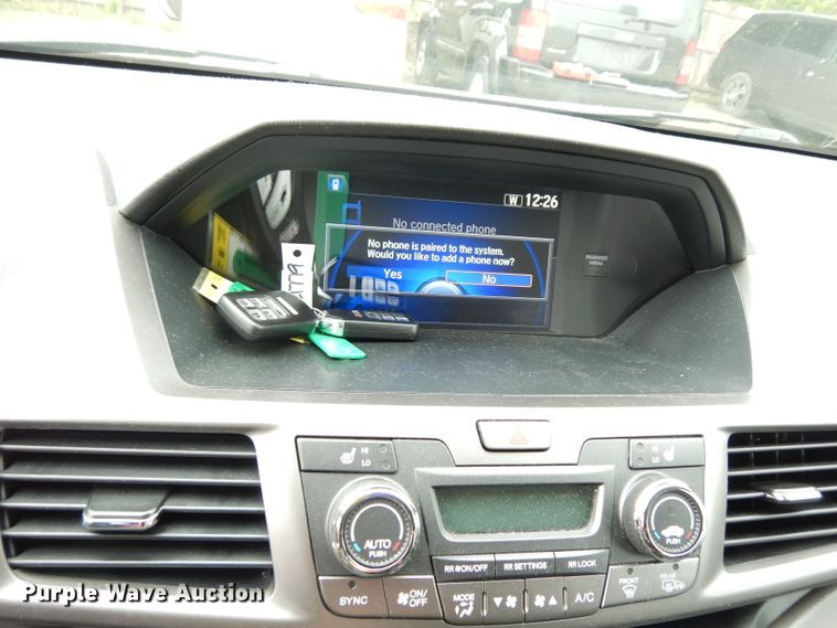 image for item DF4011 2017 Honda Odyssey  van