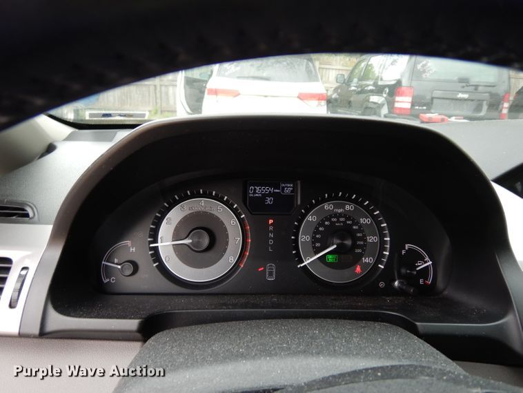 image for item DF4011 2017 Honda Odyssey  van