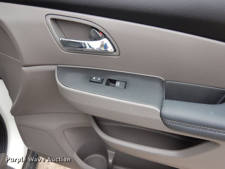 image for item DF4011 2017 Honda Odyssey  van