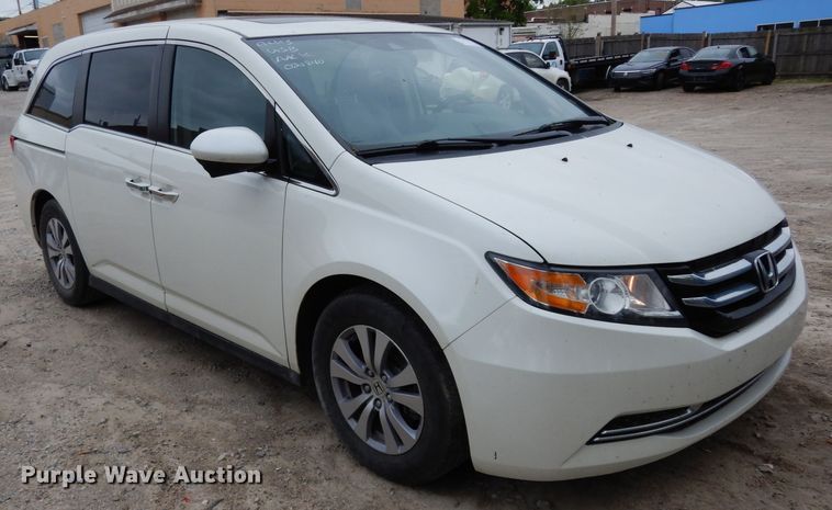 image for item DF4012 2017 Honda Odyssey  van